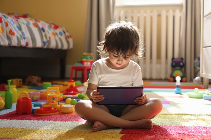 generation-alpha-the-first-minds-shaped-by-ai