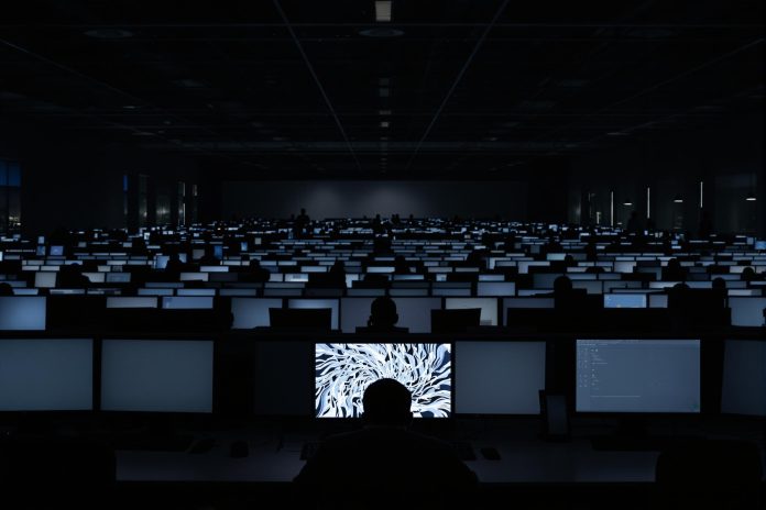 ais-2027-from-digital-helper-to-unsupervised-force