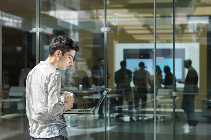 techs-ai-fueled-paradox-experience-trumps-youth